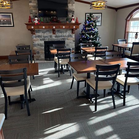 Fireside Inn And Suites Devils Lake Εξωτερικό φωτογραφία