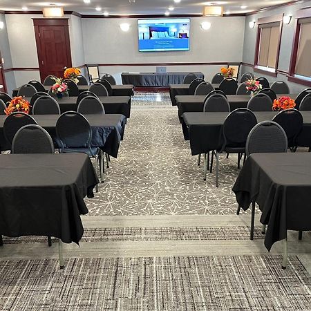 Fireside Inn And Suites Devils Lake Εξωτερικό φωτογραφία