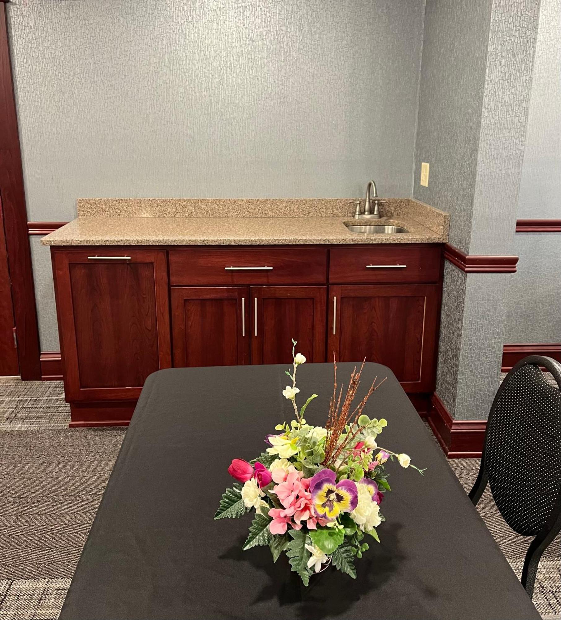 Fireside Inn And Suites Devils Lake Εξωτερικό φωτογραφία