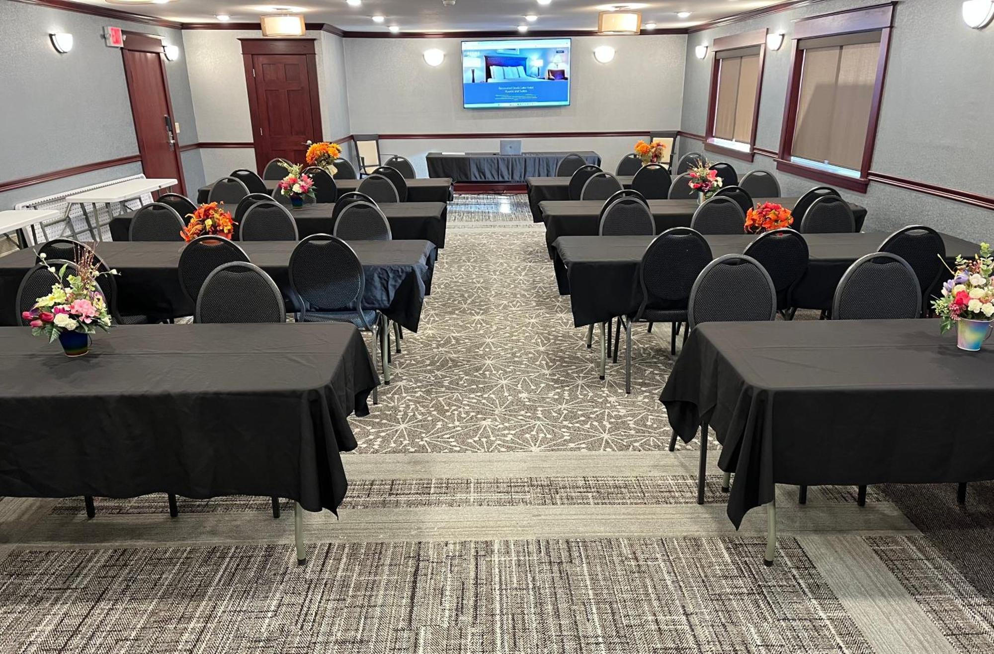 Fireside Inn And Suites Devils Lake Εξωτερικό φωτογραφία