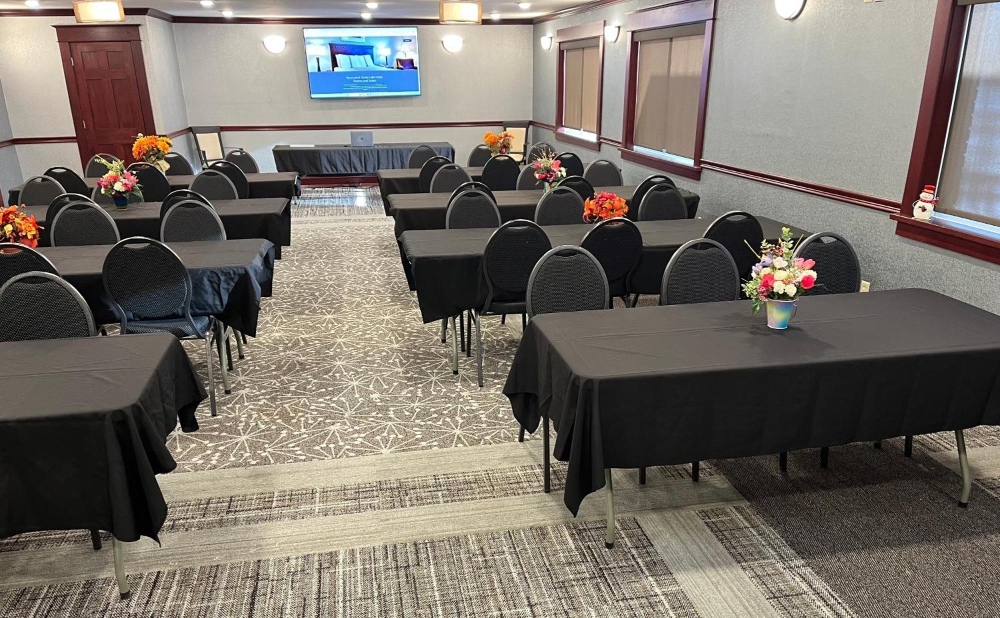 Fireside Inn And Suites Devils Lake Εξωτερικό φωτογραφία